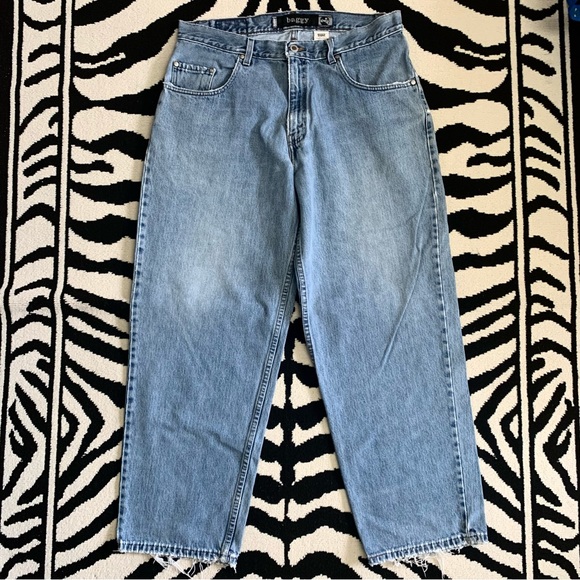 Levi’s Silvertab High Waisted Baggy Y2K Jeans Size 34 - Picture 5 of 14